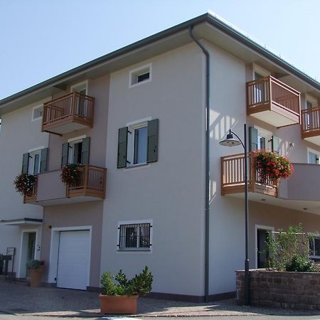 Agritur Fior Di Melo Apartment Nanno Exterior photo